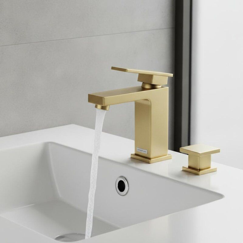Vierkante modern messing bekken kraan geborstelde messing afwerking geometrisch ontwerp met pop-up afval set keramische klep